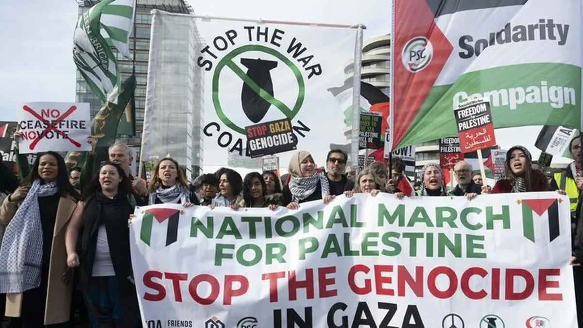 فلسطینی‌های ساکن انگلیس از صحبت علنی درباره جنگ غزه می‌ترسند
