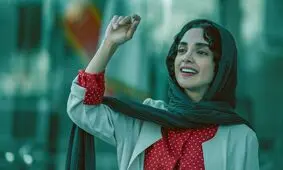 سلفی الهه حصاری با کلاه زمستانی و متنی عاشقانه