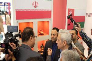 رونمایی از اولین مجموعه طلا و جواهرات با نام《شکوه ایران》