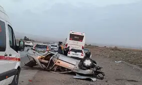 واژگونی پژو ۴۰۵ جان ۳ تن را گرفت


