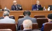 عباس عبدی: اگر سیستم سیاسی تغییرات را بپذیرد، همه ما باید به آن کمک کنیم/ هادی خانیکی: طبقه متوسط ایران، آینده را مبهم و سیاست را کم‌اثر می‌داند