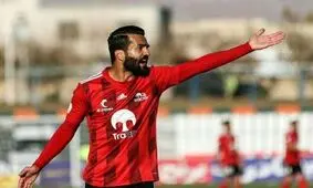 مسعود شجاعی به دو دهه حضور در مستطیل سبز پایان داد