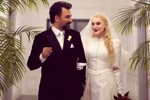 ویدئویی عاشقانه از روز عروسی آرام جعفری و بابک انصاری