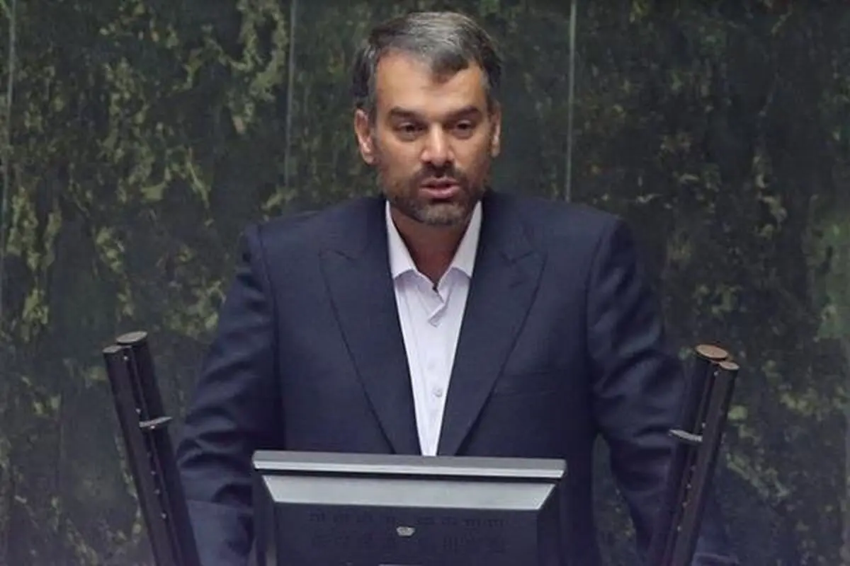 افشاگری نماینده مجلس از دو شرط دولت برای واردات خودرو: حجم موتور ۱۰۰۰ سی‌سی، سقف قیمت ۷۰۰۰ دلار