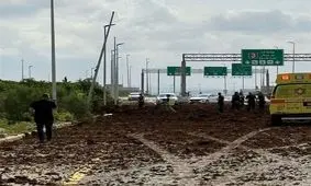  محل سقوط موشک یمنی در تل‌آویو منجر به ایجاد حفره‌ای به قطر و عمق ده‌ها متر شد/ ویدئو