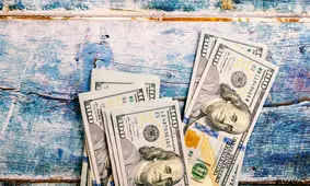 دیدار مخفیانه ای که می تواند قیمت دلار را دچار یک تکان اساسی کند/ آیا رفع تحریم ها باعث ارزانی می شود؟