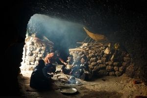  مردم فقیرِ غارنشین در شمال خوزستان/ عکس