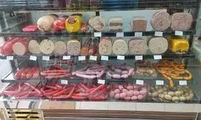 افزایش نرخ سوسیس و کالباس تابعی از قیمت گوشت و مرغ است 