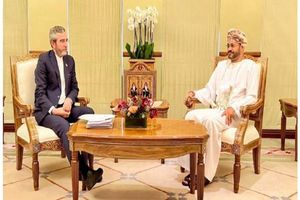سفر علی باقری به مسقط و رایزنی با وزیر خارجه و معاون وزیر خارجه عمان

