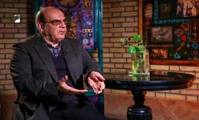 عباس‌ عبدی: طبقه متوسط را فقیر کردید اما انتظار نداشته باشید از نظر فکری هم خوار شود و مطابق الگوی شما فرزندآوری کند