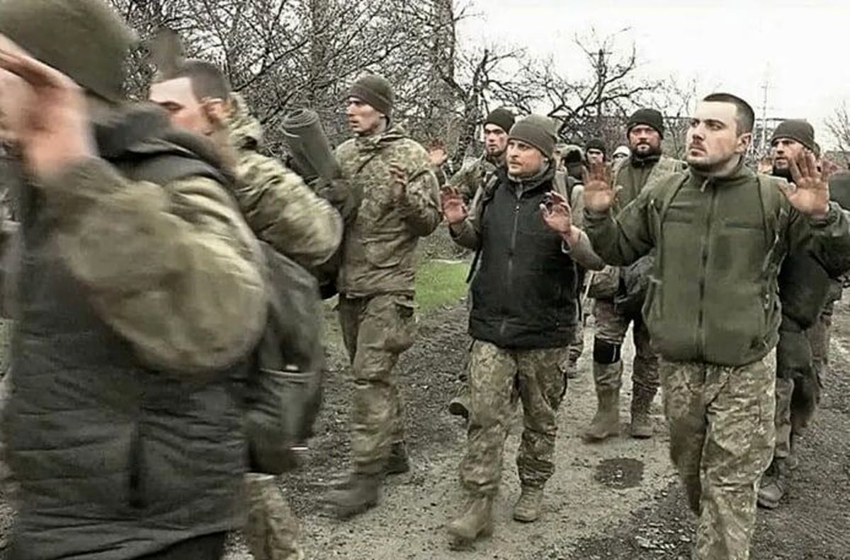 شکست مدافعان ماریوپول اوکراین بعد از ۸۲ روز مقاومت/ ۲۶۰ نیروی هنگ آزوف تسلیم روسیه شدند
