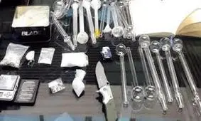 قاچاقچی مواد مخدر صنعتی پابند الکترونیکی داشت