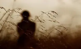 مچ شوهرم را با زن جوان در خانه گرفتم
