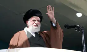 در جامعه علایق و سلایق مختلف وجود دارد اشکالی ندارد، همه در کنار هم زندگی کنند/ مسئولان بر حل مسائل اصلی کشور تمرکز کنند/ ویدئو
