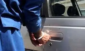 سارق حرفه ای که کمتر از یک دقیقه خودرو را سرقت می کند/ ویدئو