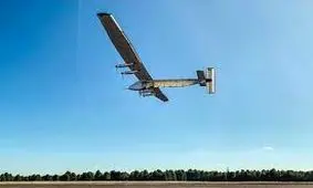 هواپیمای خورشیدی با توانایی یک سال پرواز بی‌وقفه