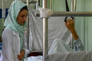 پرستارهای افغانستانی در بیمارستان های ایران؟