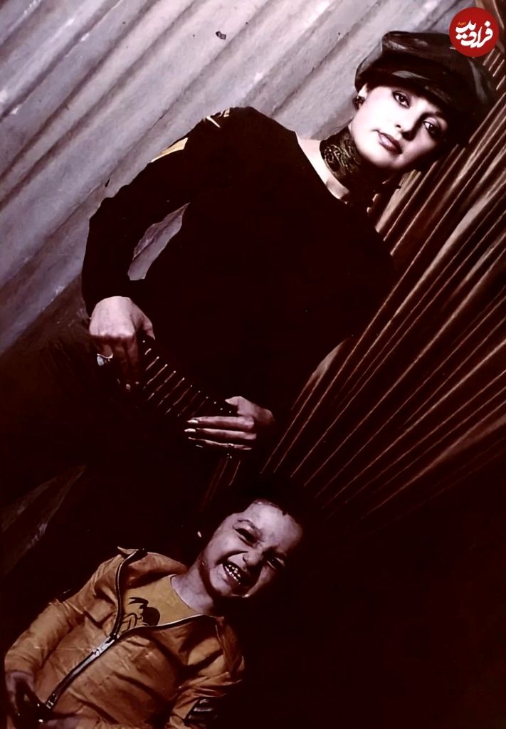 photogoogoosh_1740492168_3575829942654485906_47171307983_11zon