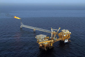 عمان: با ایران برای توسعه میدان نفتی «هنگام» توافق کرده ایم