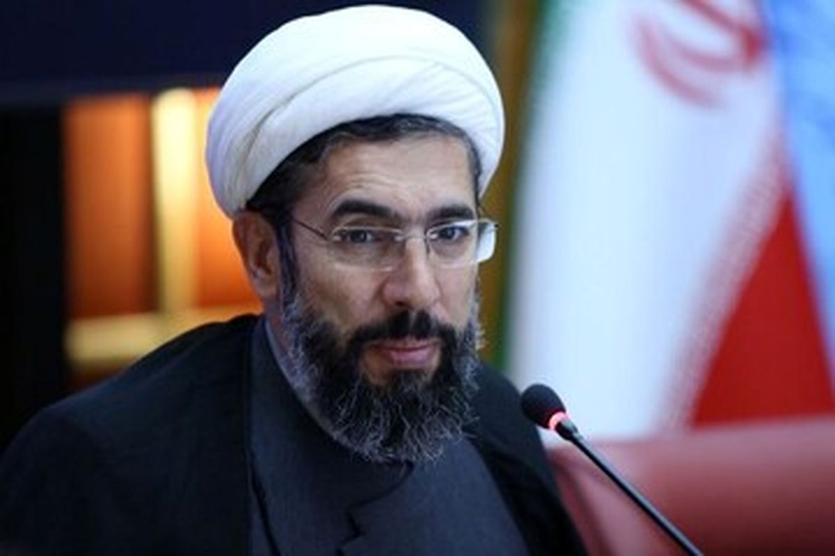 تقاضای رییس نهاد نمایندگی رهبری در دانشگاهها از اساتید برای عمل به وظایف انتخاباتی