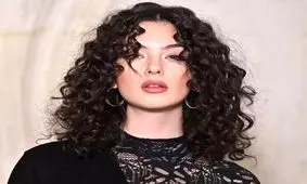 سفر در زمان؛ «دوا کسل، دختر مونیکا بلوچی» در 21 سالگی؛ سال 1404