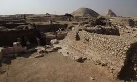 باستان شناسان نزدیک به ۳۰۰ مومیایی مصری را در تونلی زیرزمینی کشف کردند