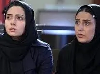 پگاه آهنگرانی و باران کوثری در حال جمع‌آوری رای برای محمد خاتمی/ ویدئو