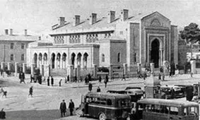 نخستین وام‌گیرنده از نخستین بانک ایران را بشناسید/ چه کسی نخستین اسکناس را در تهران رواج داد؟