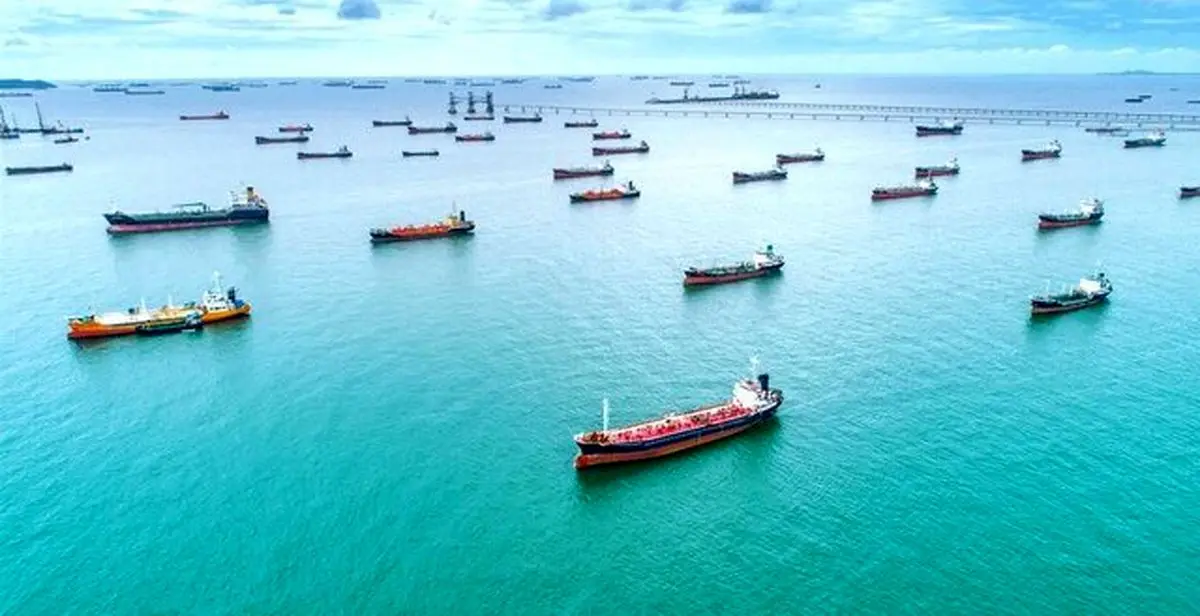 تداوم توقف کشتی‌های تجاری در بن‌بست تنگه هرمز/ ویدئو