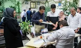 مدارس هیئت امنایی برای ثبت نام پول می گیرند؟