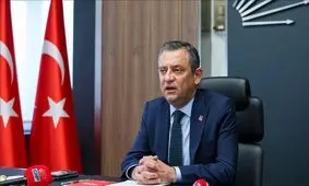  سیلی خوردن رئیس اپوزیسیون ترکیه/ ویدئو
