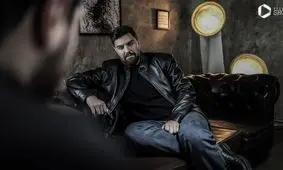 کامیار سریال شغال: اگر پدرم حسن فتحی نبود آدم موفق تری بودم/ ویدئو