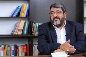 فواد ایزدی: باید بمب اتم بسازید/ ویدئو