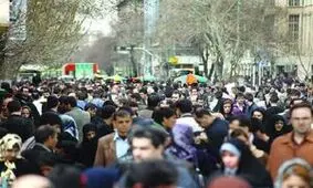 ایرانی‌ها وقت‌شان را کجا خرج می‌کنند؟ / اسکرول بیشتر از یادگیری!