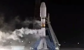 تصاویری از پرتاب ۳ ماهواره ایرانی به فضا/حیرت رسانه های عبری