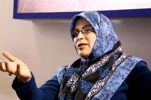 آذر منصوری: ایران از نظر شکاف جنسیتی رتبه 143 میان 146 کشور دارد/ توسعه در ایران بدون رفع تبعیض علیه زنان امکان پذیر نیست