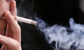 هر نخ سیگار 65 دقیقه از عمر انسان می کاهد