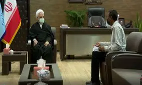 دیدار چهره به چهره رئیس عدلیه با تعدادی از ‌مراجعه‌کنندگان به دادگستری هرمزگان و خانواده زندانیان/ دستور اعمال ارفاقات قانونی در مورد برخی زندانیان/ ویدئو