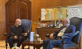 قدم زدن لاریجانی در بیروت با وجود پهپاد اسرائیلی/ ویدئو