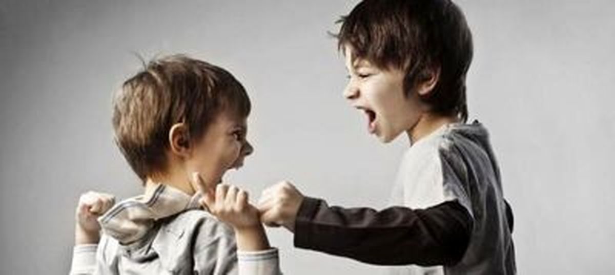 علت فحش دادن بچه ها/ طرز برخورد با کودک بد دهن