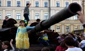 بچه‌های جنگ در اوکراین/ عکس
