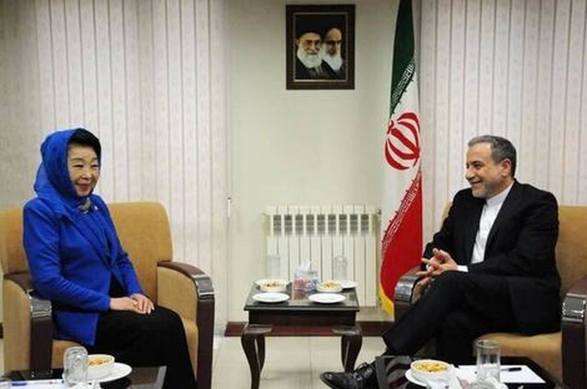عراقچی: تعداد قربانیان تحریمهای آمریکا از تعداد قربانیان بمباران اتمی هیروشیما و ناگازاکی بیشتر شده است