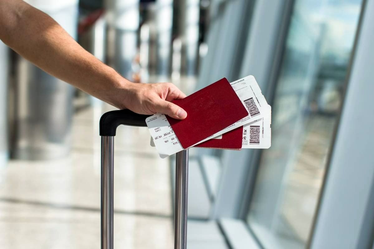  بلیط هواپیما لحظه آخری چیست؟ چطور بلیط هواپیما لحظه آخری بخریم؟ 