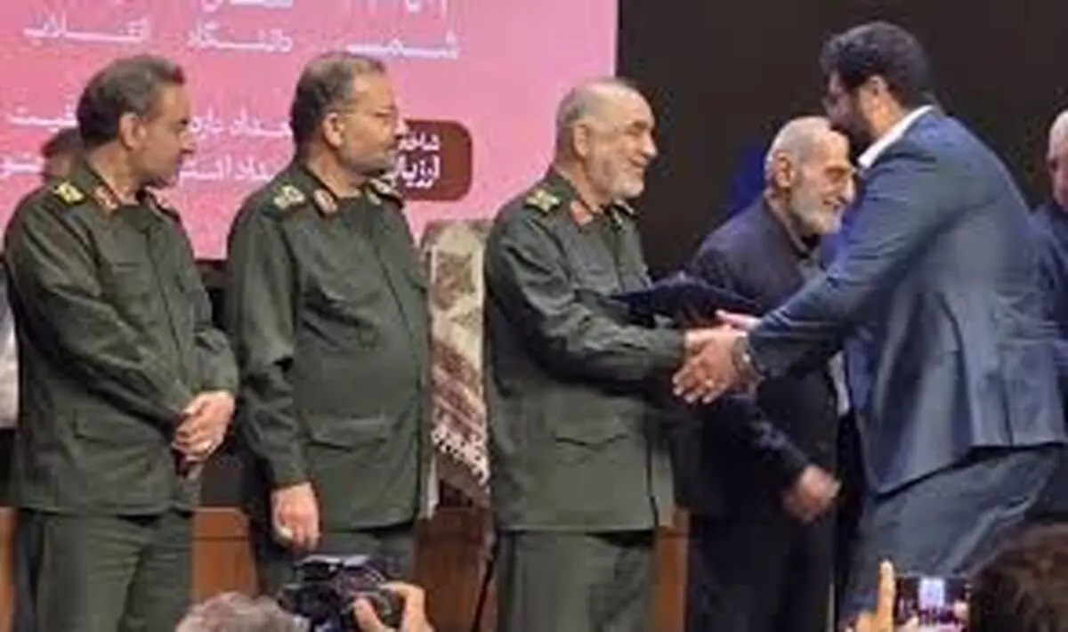 تقدیر فرمانده کل سپاه از امین امرایی مدیرعامل پتروشیمی مارون 