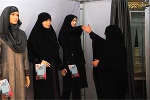 حضور گسترده حجاب‌بان‌ها در مترو تهران/ عکس

