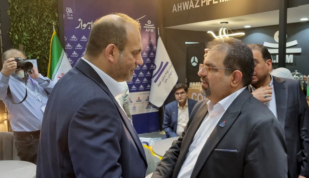  بازدید مدیرعامل شرکت ملی گاز ایران از غرفه شرکت لوله‌سازی اهواز در نمایشگاه بین المللی نفت و گاز تهران ۱۴۰۴ 