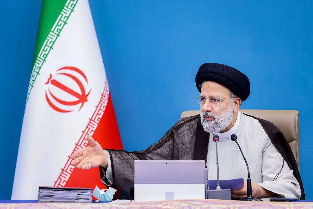 دستور رئیسی به بانک مرکزی درباره نرخ ارز: تلاش مضاعف کنید

