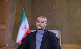 اقدام جالب امیرعبداللهیان برای تشکر از سردار حاجی‌زاده/ عکس

