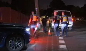 زن جوان پس از کشتن مادرش، با شلیک پلیس از پا درآمد