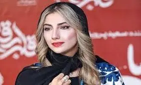 سفر در زمان؛ تیپ و چهرۀ «محیا دهقانی» در مراسم اکران یک فیلم؛ سال 98 
